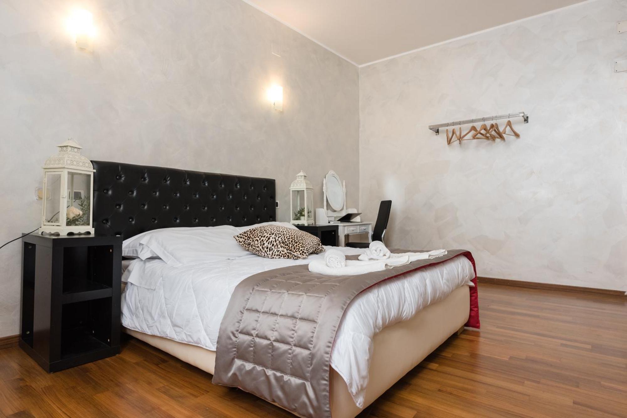 Prince'S Suite - Budget Rooms & Apt Piazza Del Popolo روما المظهر الخارجي الصورة