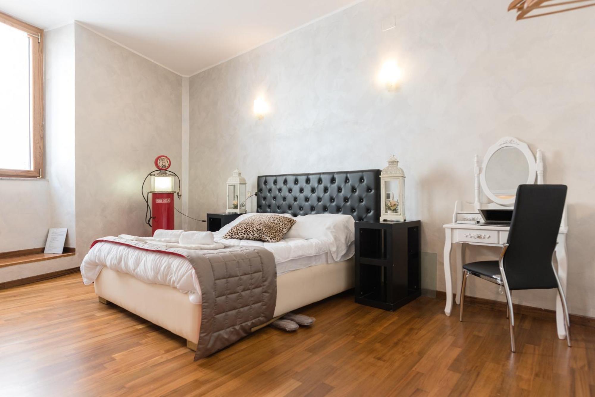 Prince'S Suite - Budget Rooms & Apt Piazza Del Popolo روما المظهر الخارجي الصورة