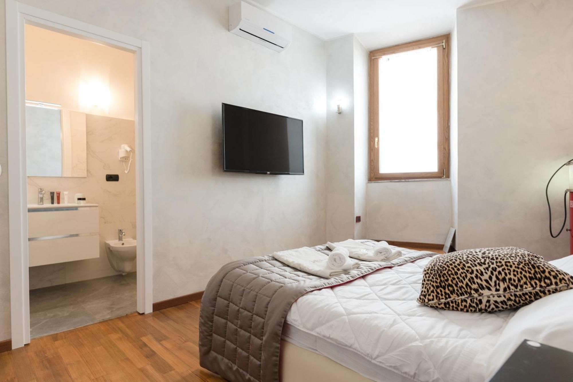 Prince'S Suite - Budget Rooms & Apt Piazza Del Popolo روما المظهر الخارجي الصورة